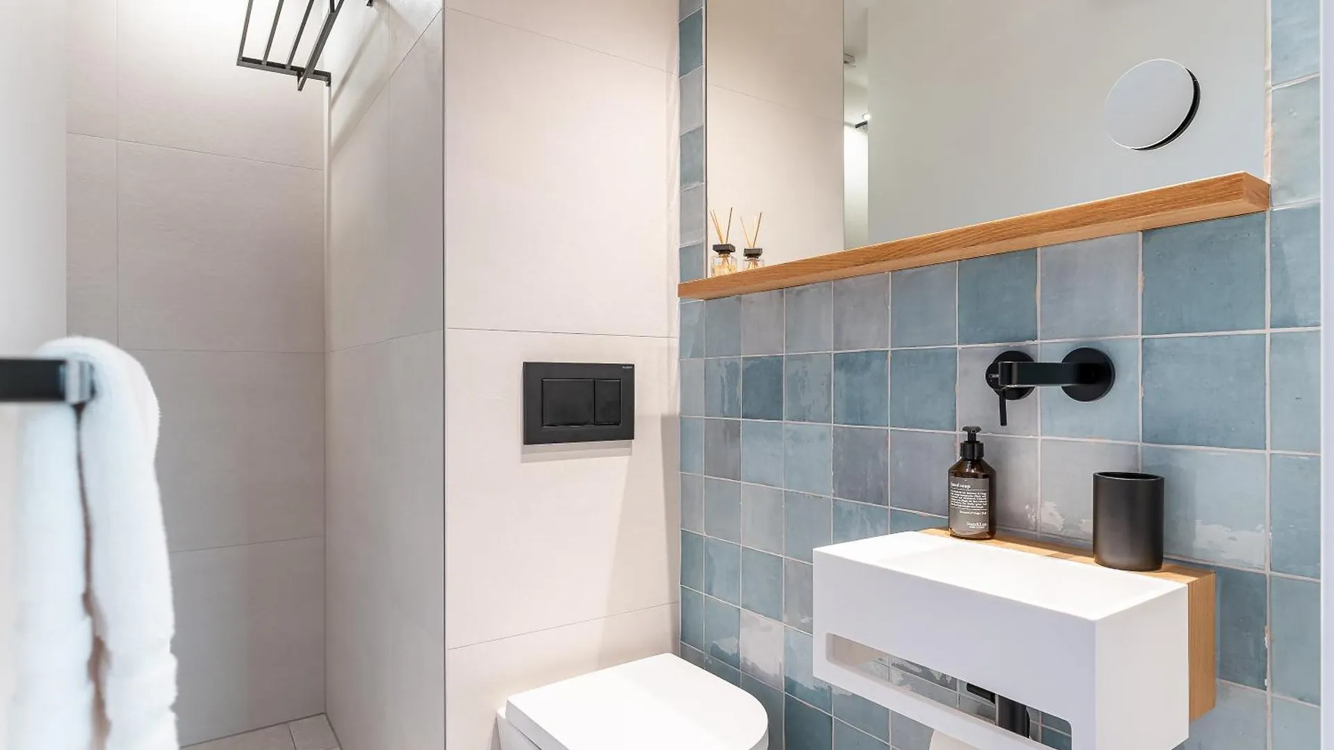 Holiday home Homefy Luxury Bungalow - 5 Pax - 2 Bath - Garage - Exclusive & Unique Ratingen Germany